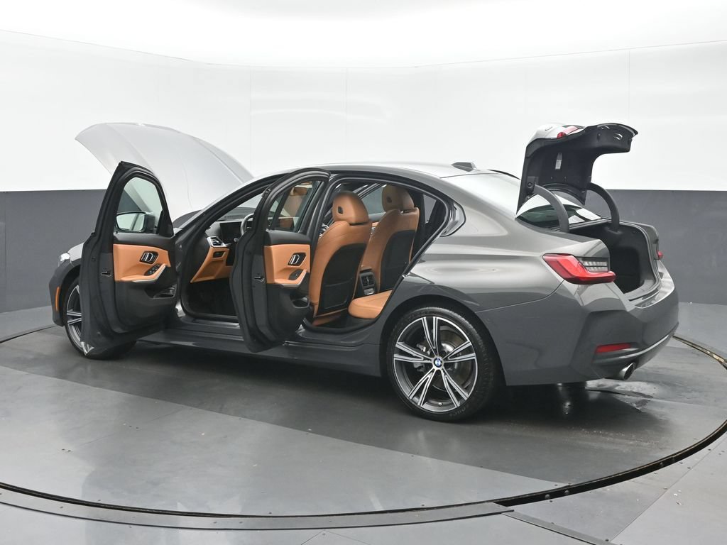 Used 2023 BMW 330i xDrive Sedan w/ Premium Package AWD/4WD image 43