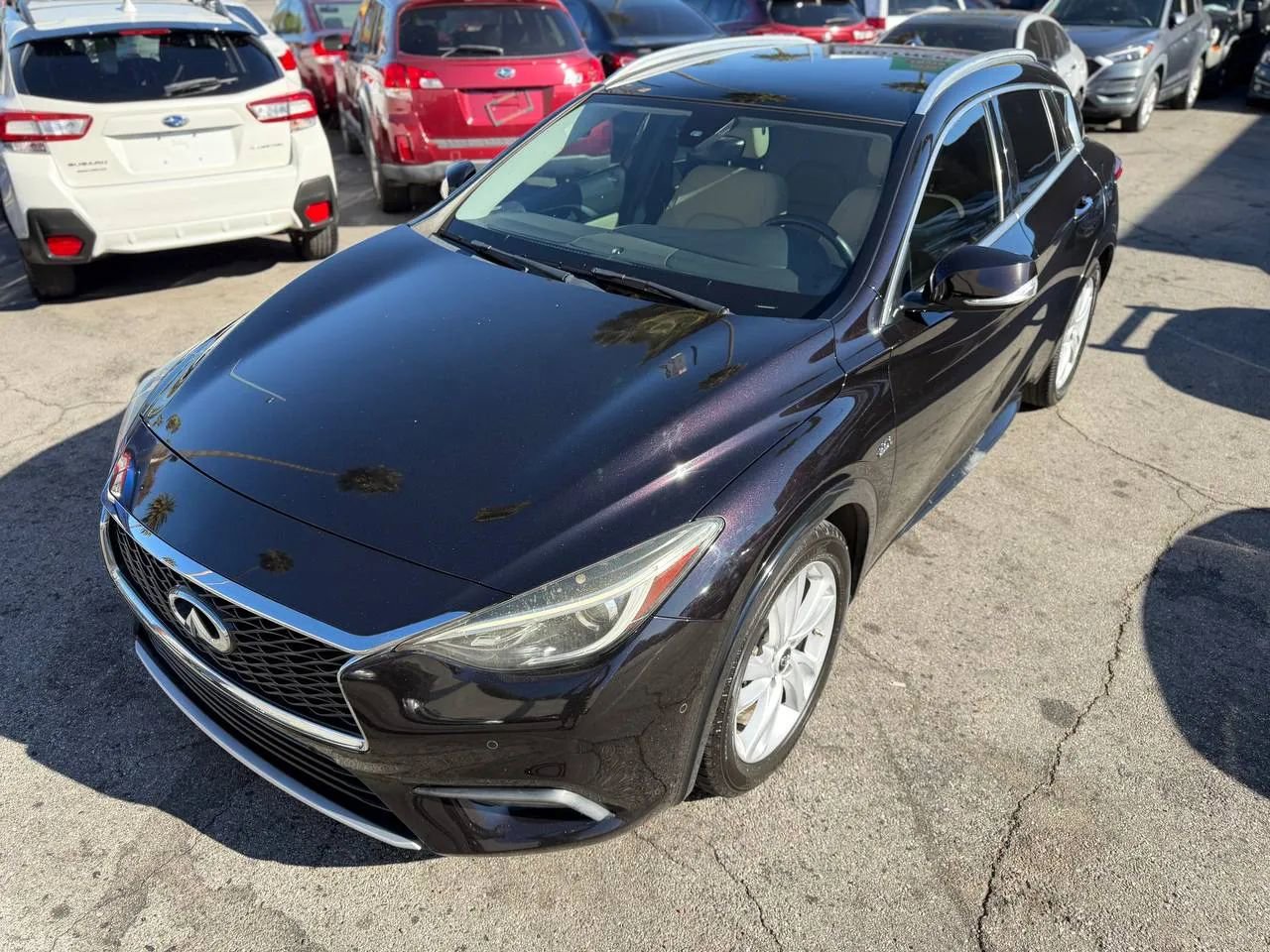 Used 2018 INFINITI QX30 Premium w/ Navigation Package image 7