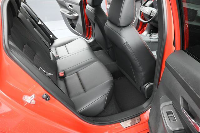 Used 2026 Nissan Sentra SR w/ SR Premium Package FWD image 13