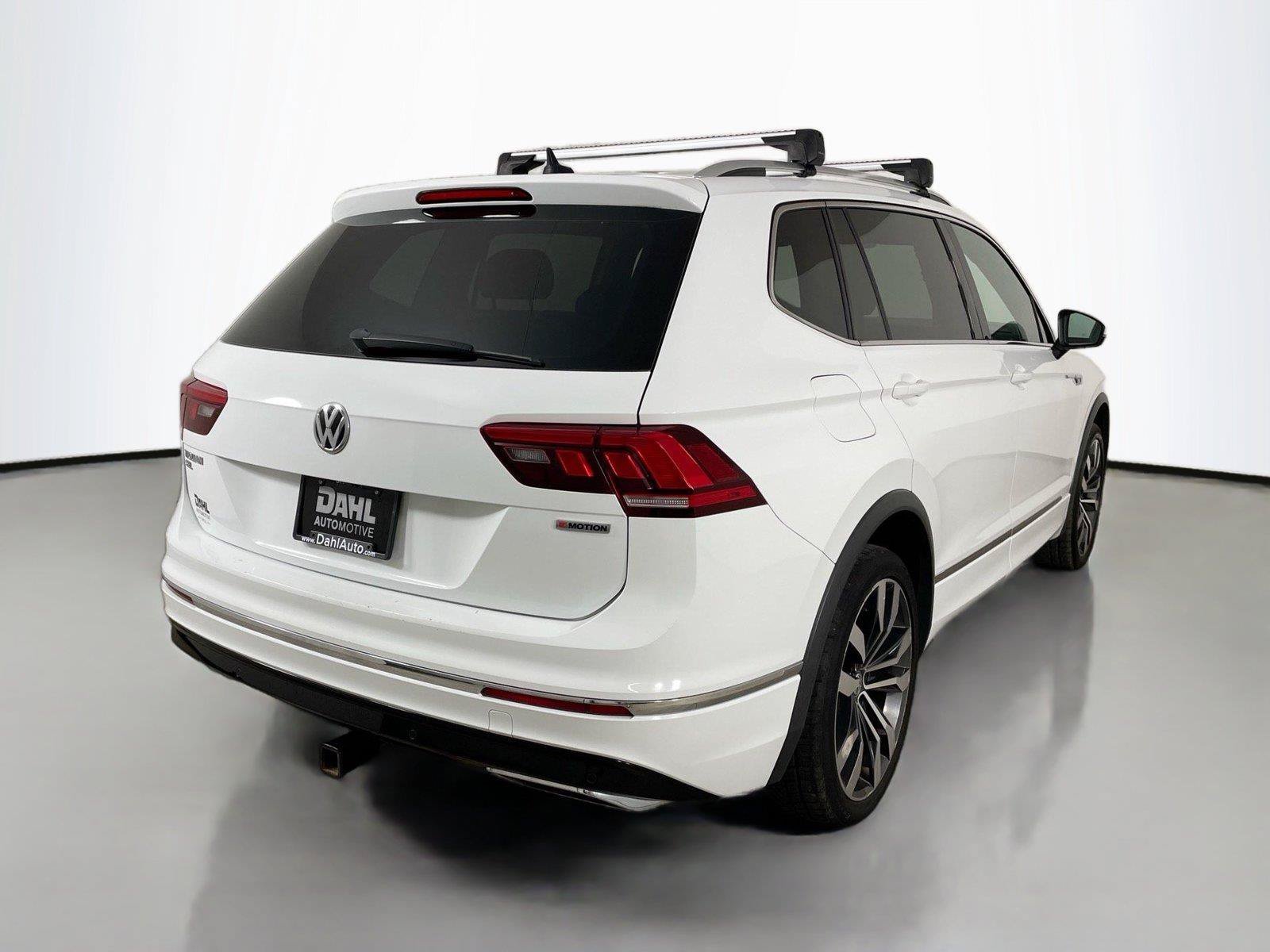 Used 2019 Volkswagen Tiguan SEL Premium R-Line AWD/4WD image 13