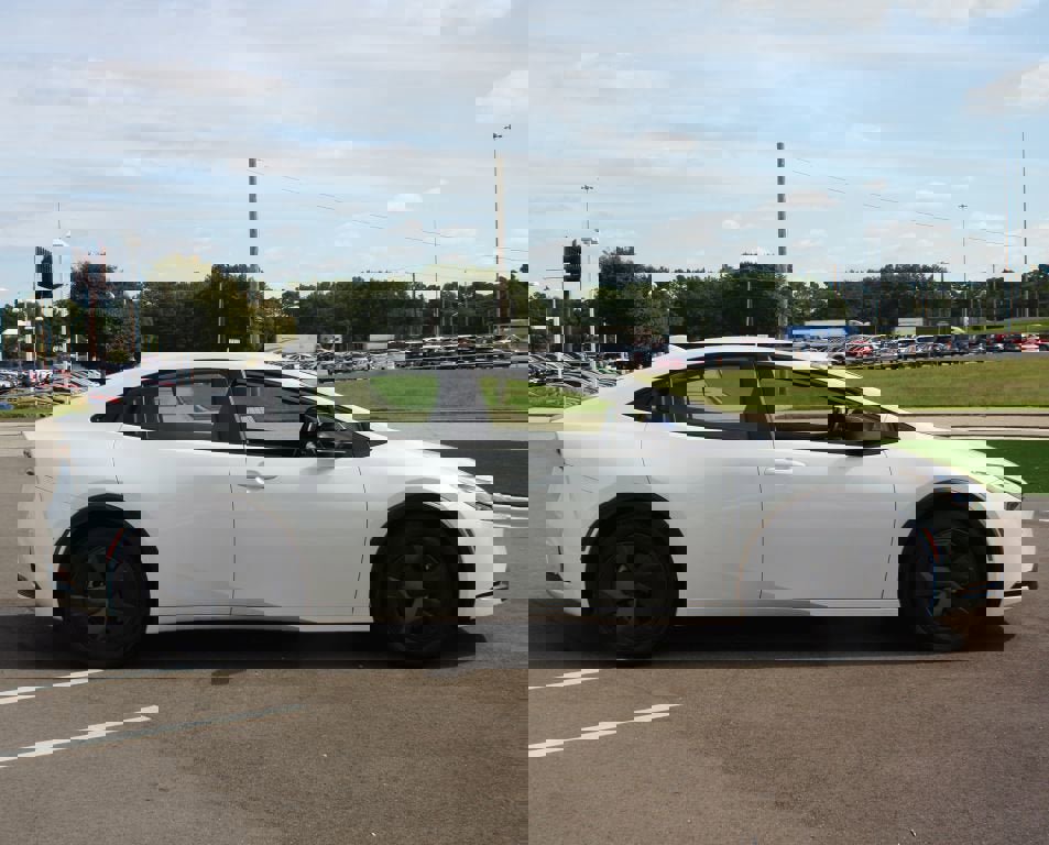 Used 2023 Toyota Prius LE image 18