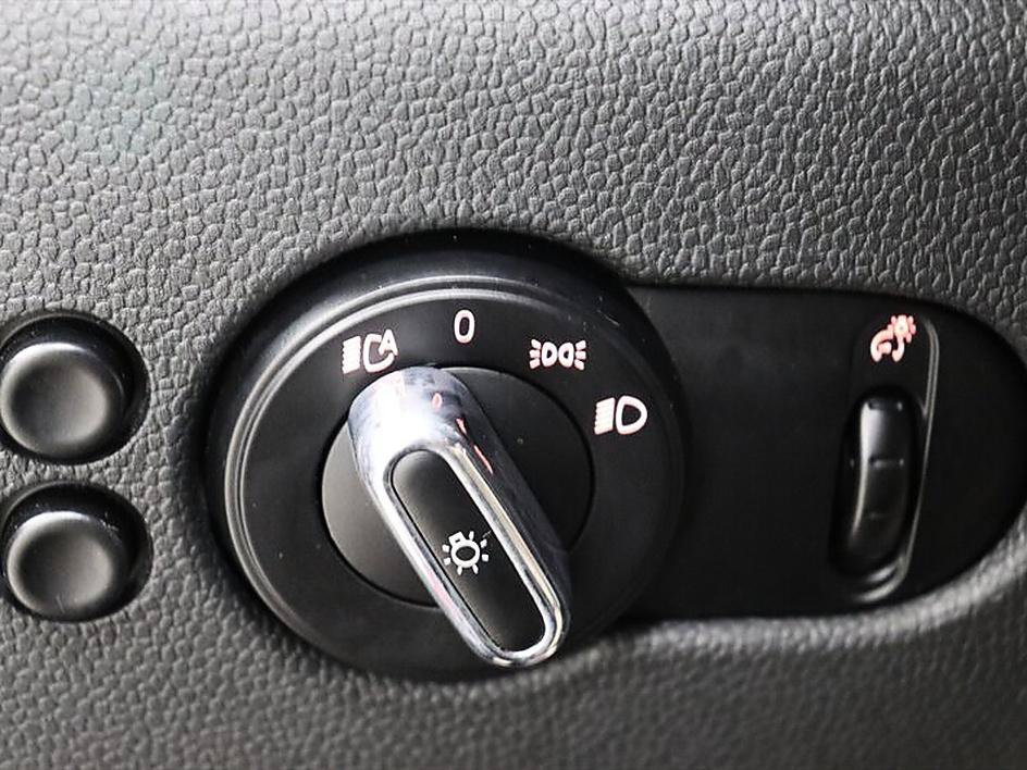 Used 2017 MINI Cooper 2-Door Hardtop FWD image 36