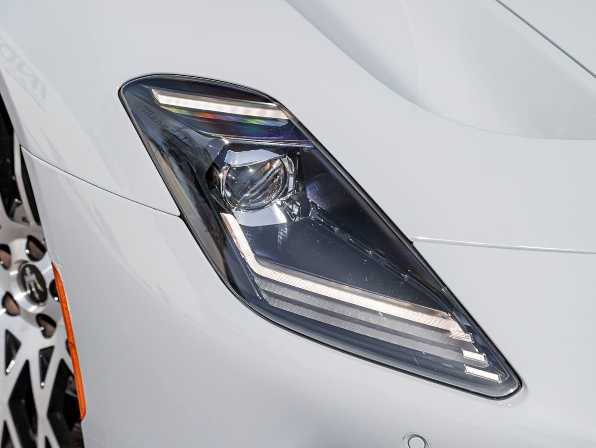 Used 2023 Maserati MC20 Spyder RWD image 17