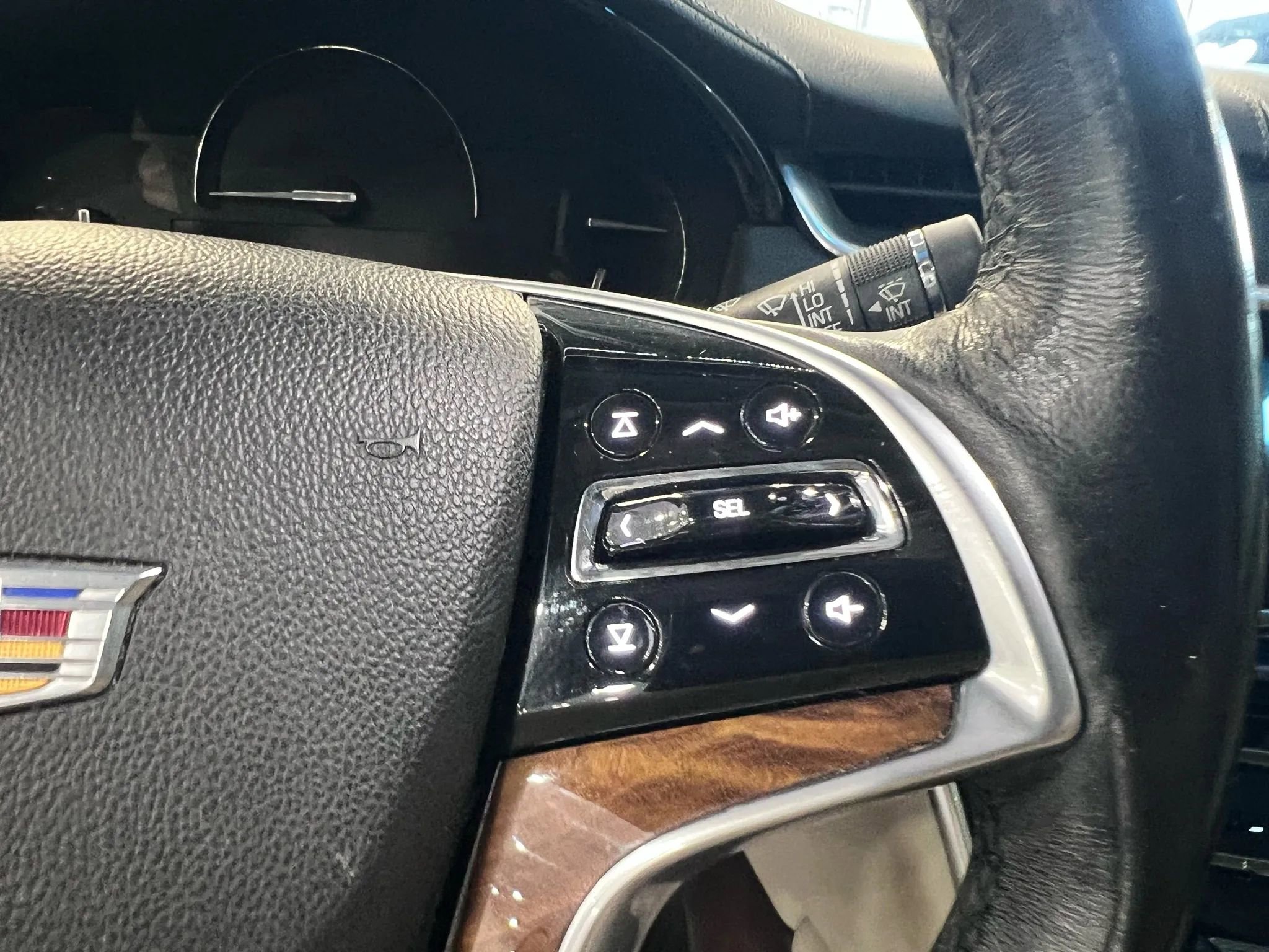Used 2019 Cadillac XTS Luxury image 15