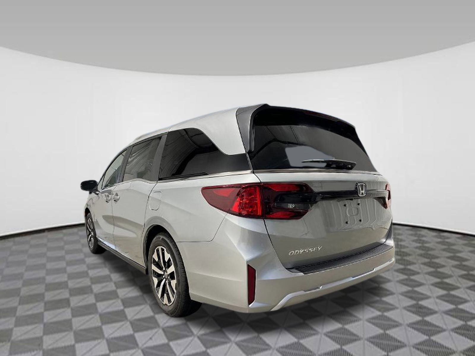 New 2026 Honda Odyssey EX-L image 3