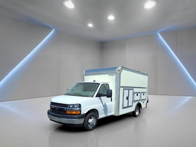 Used 2022 Chevrolet Express 3500 w/ Power Convenience Package RWD image 10