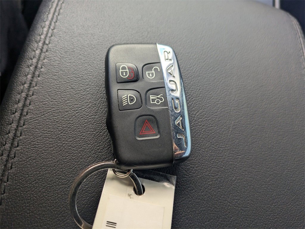 Used 2021 Jaguar F-TYPE Coupe image 28