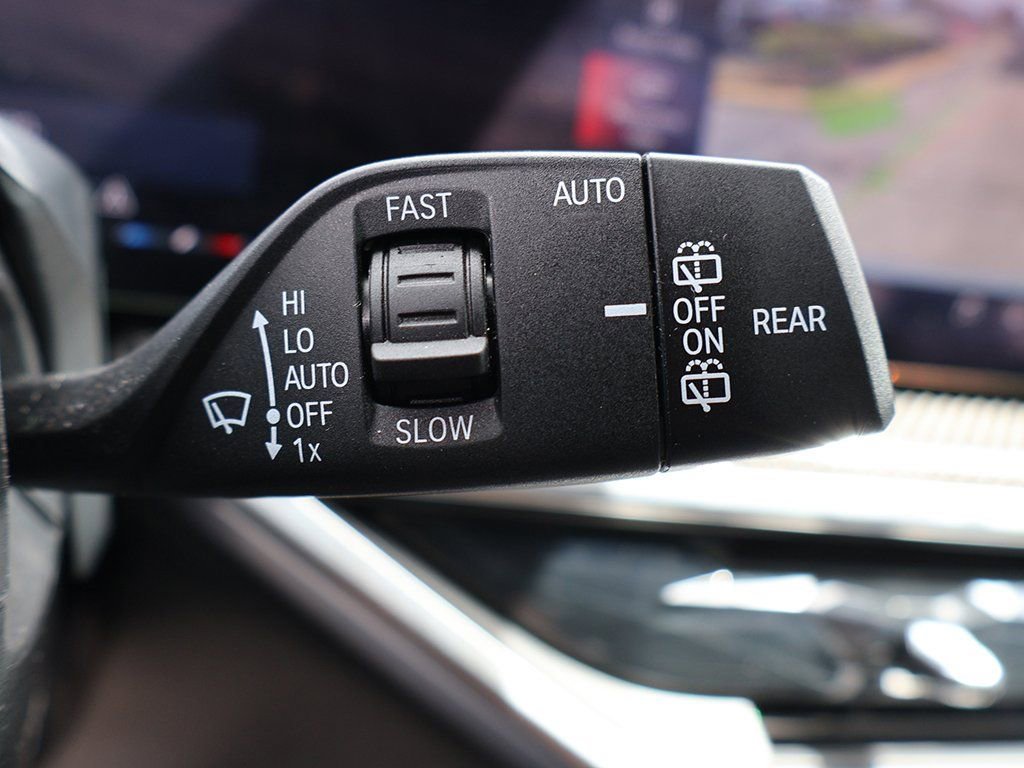 Used 2026 BMW X7 M60i image 50