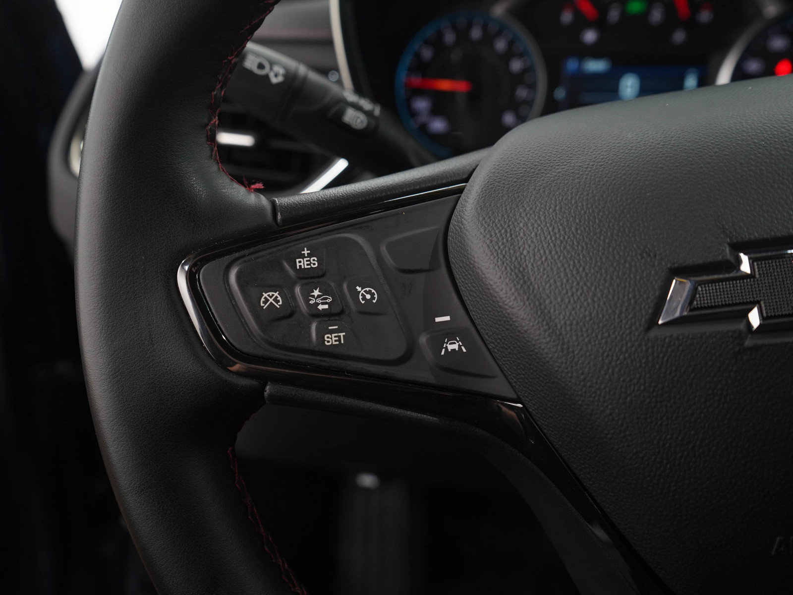 Used 2024 Chevrolet Equinox RS AWD/4WD image 25