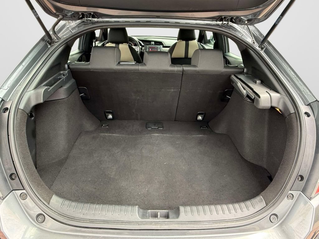 Used 2018 Honda Civic Sport image 9