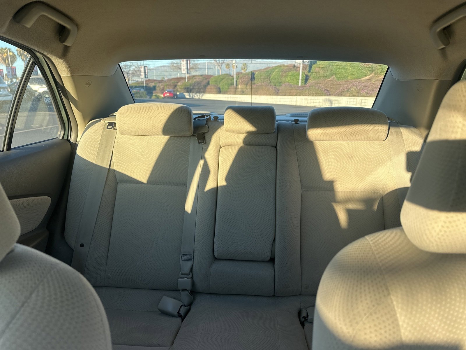 Used 2010 Toyota Yaris Sedan image 9