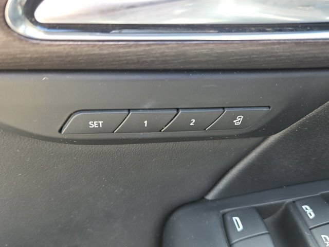 Used 2023 Buick Envision Avenir AWD/4WD image 24