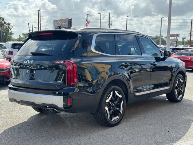 Used 2023 Kia Telluride S image 5
