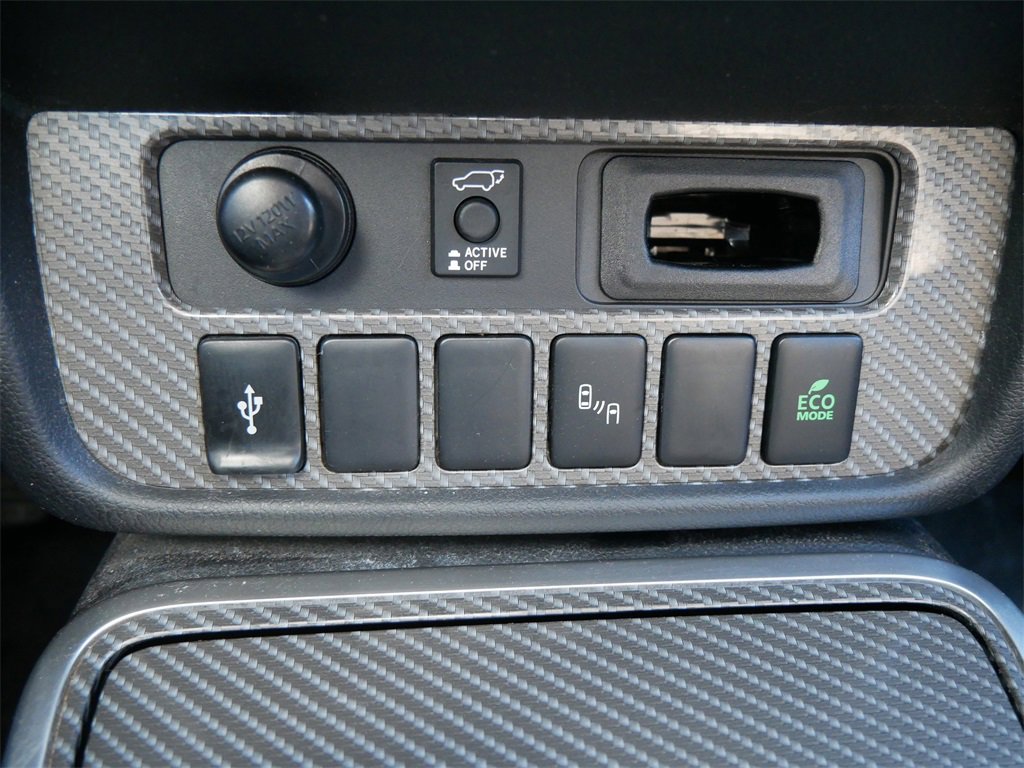 Used 2020 Mitsubishi Outlander SEL image 21