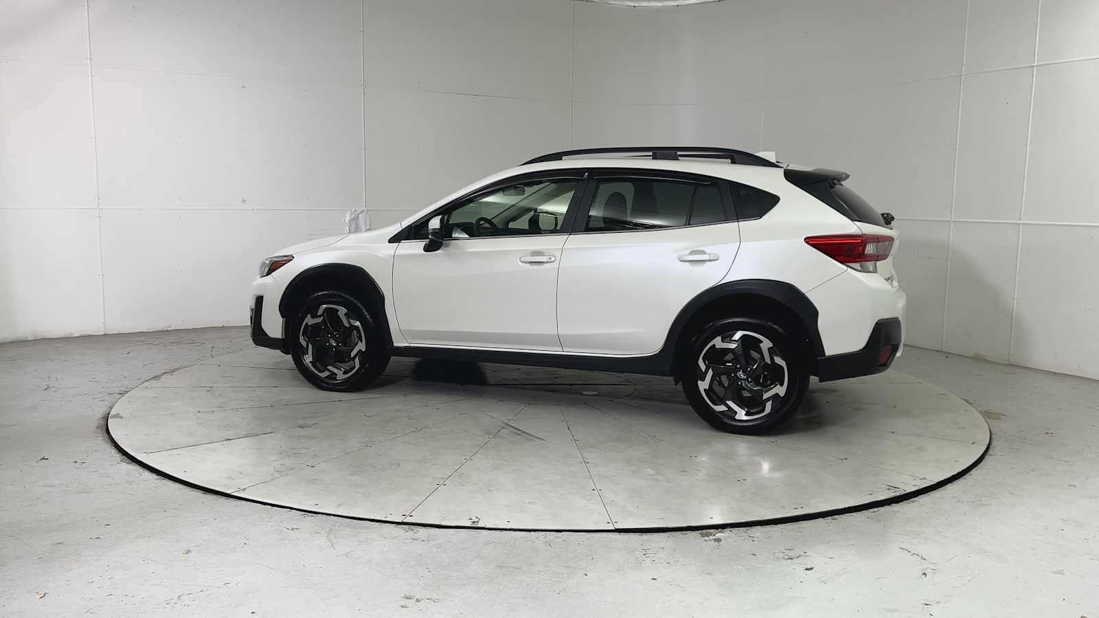 Used 2023 Subaru Crosstrek 2.5i Limited AWD/4WD image 4