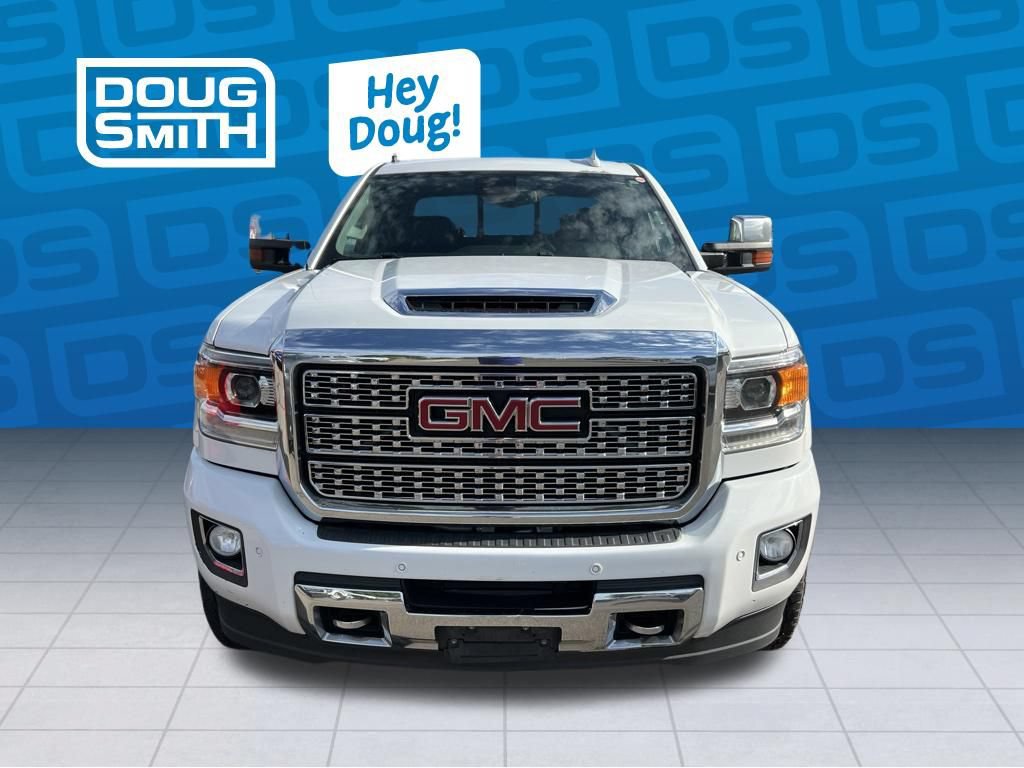 Used 2018 GMC Sierra 2500 Denali w/ Duramax Plus Package AWD/4WD image 8