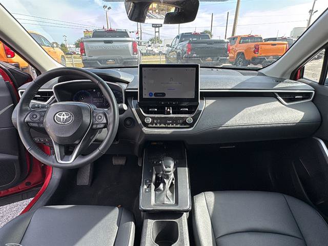 Used 2026 Toyota Corolla Cross XLE w/ Convenience Package AWD/4WD image 17