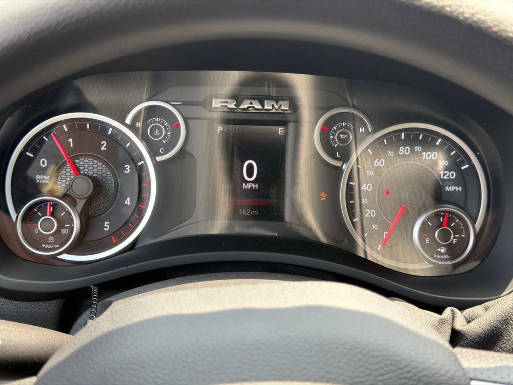 New 2026 RAM 5500 Tradesman AWD/4WD image 27