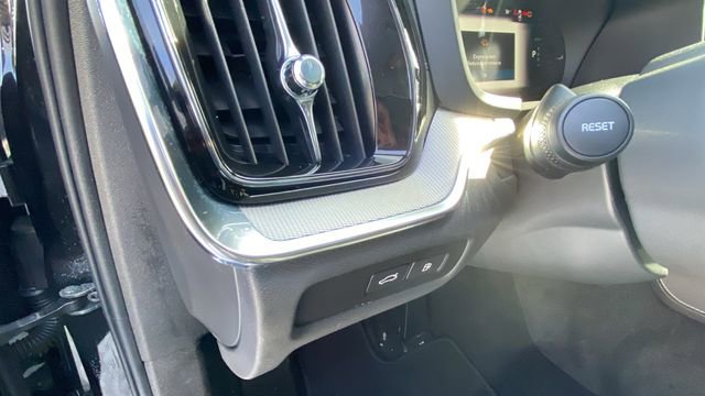 Used 2025 Volvo S60 T8 Ultra image 19