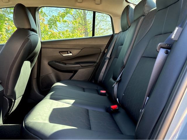 New 2026 Nissan Sentra SR w/ SR Premium Package FWD image 17