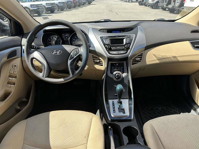 Used 2013 Hyundai Elantra GLS FWD image 12
