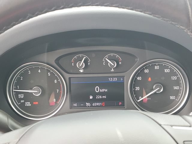 Used 2020 Buick Enclave Essence w/ Trailering Package, 5000 lbs. FWD image 11