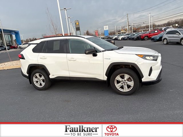 Certified 2019 Toyota RAV4 LE image 4