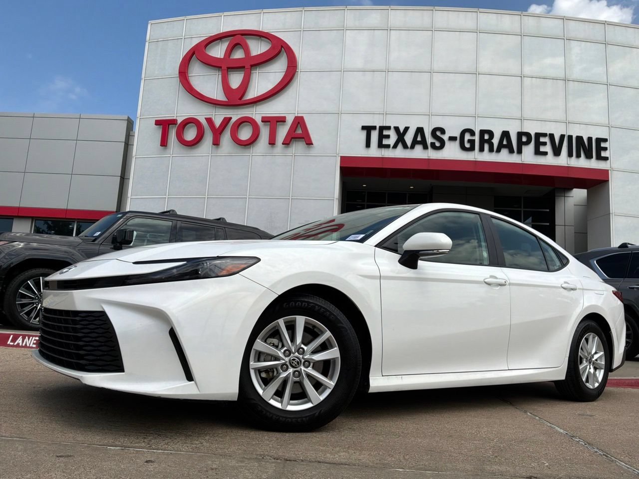 Used 2026 Toyota Camry LE FWD image 2