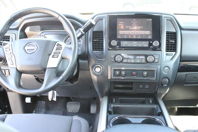 Used 2023 Nissan Titan SV w/ SV Convenience Package image 19