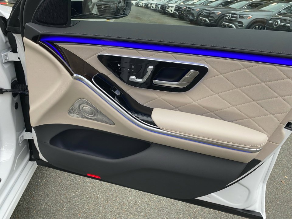 New 2026 Mercedes-Benz S 580 4MATIC Sedan image 31