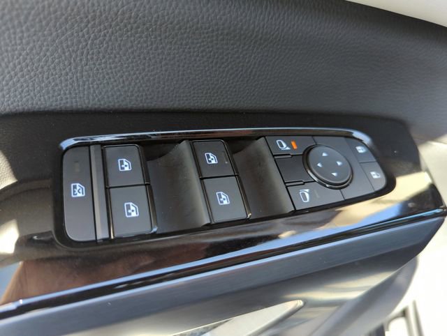 Used 2024 Nissan Pathfinder SL image 27