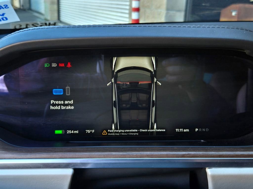 Used 2022 Tesla Model S image 25