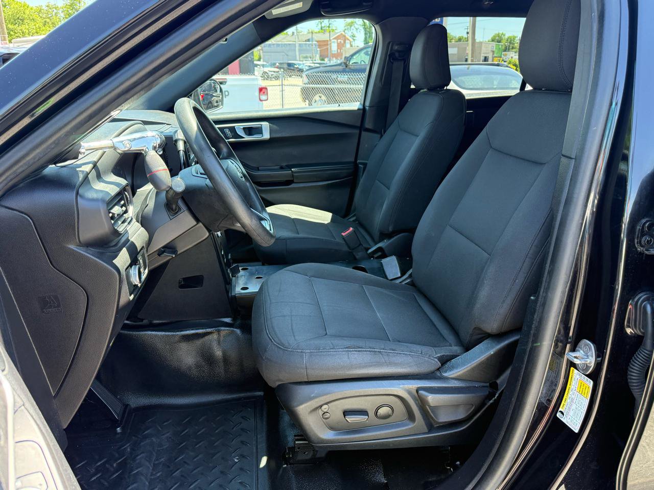 Used 2022 Ford Explorer 4WD Police Interceptor image 2