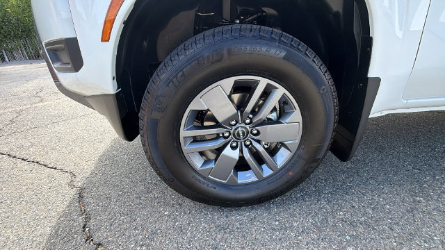 New 2026 Nissan Frontier SV w/ Tow Package AWD/4WD image 10