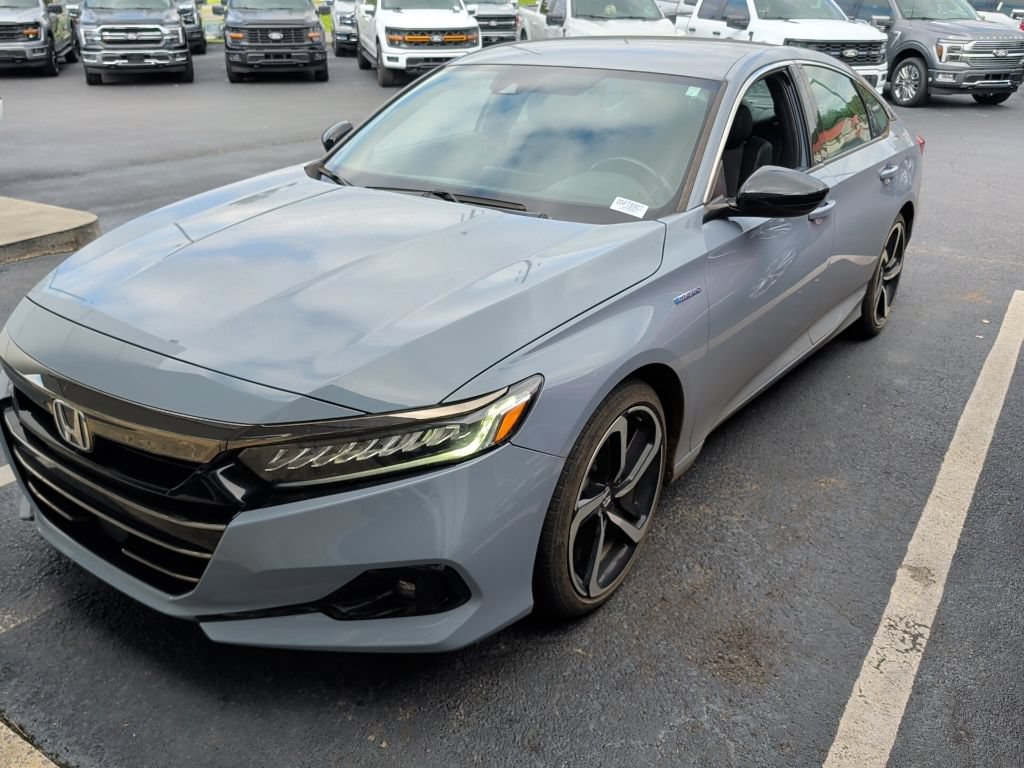 Used 2022 Honda Accord Sport image 3