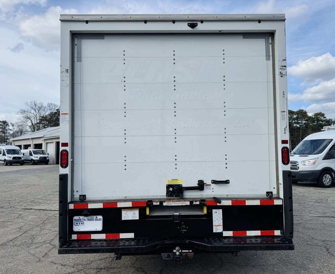 Used 2022 GMC Savana 3500 Extended w/ Power Convenience Package RWD image 8