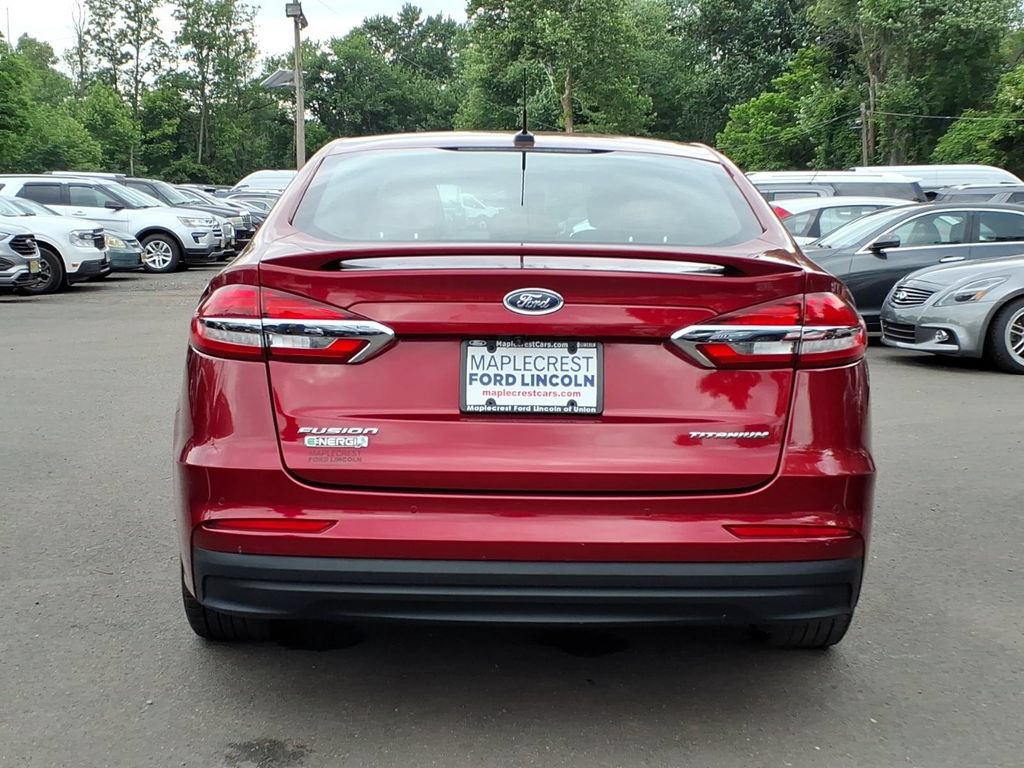 Used 2019 Ford Fusion Energi Titanium FWD image 22