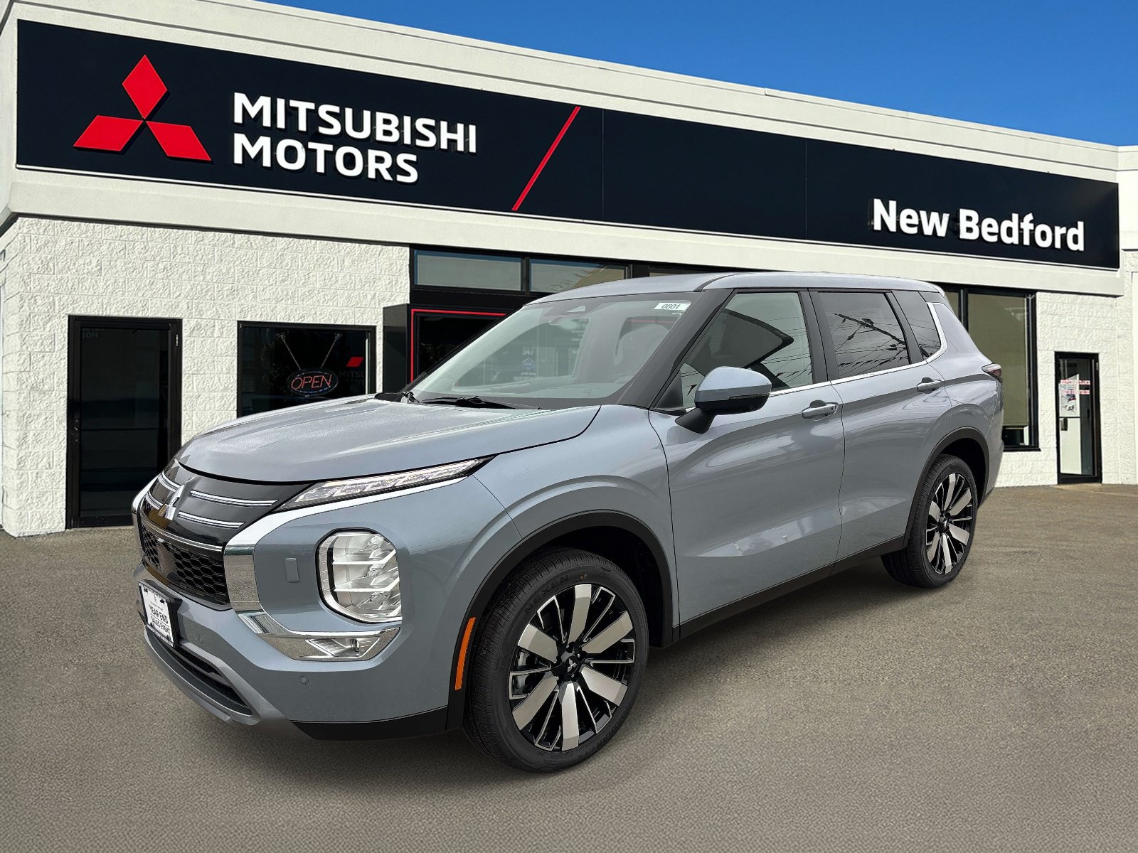 New 2026 Mitsubishi Outlander SE