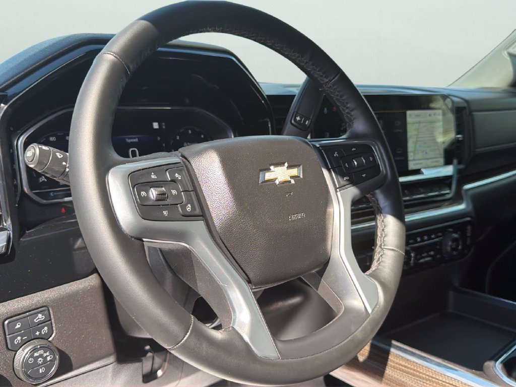Used 2025 Chevrolet Silverado 2500 LT w/ All Star Edition AWD/4WD image 22