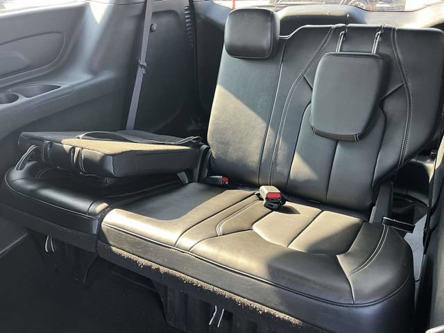 Used 2025 Chrysler Pacifica Select FWD image 16