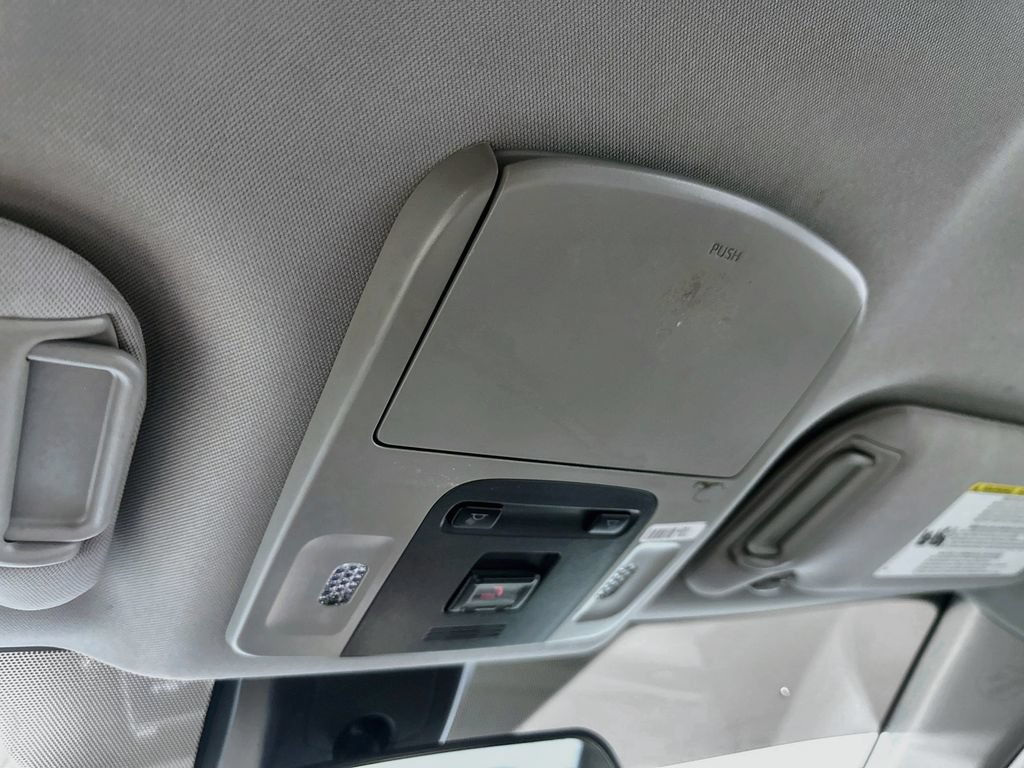 Used 2023 Toyota Camry SE FWD image 32