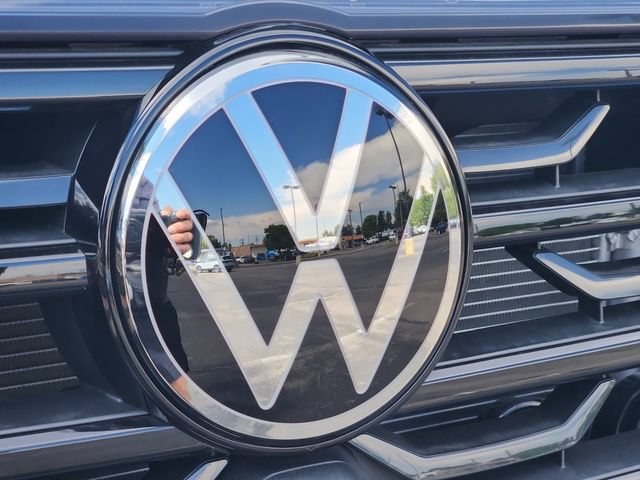 New 2026 Volkswagen Atlas Cross Sport SEL Premium R-Line AWD/4WD image 11