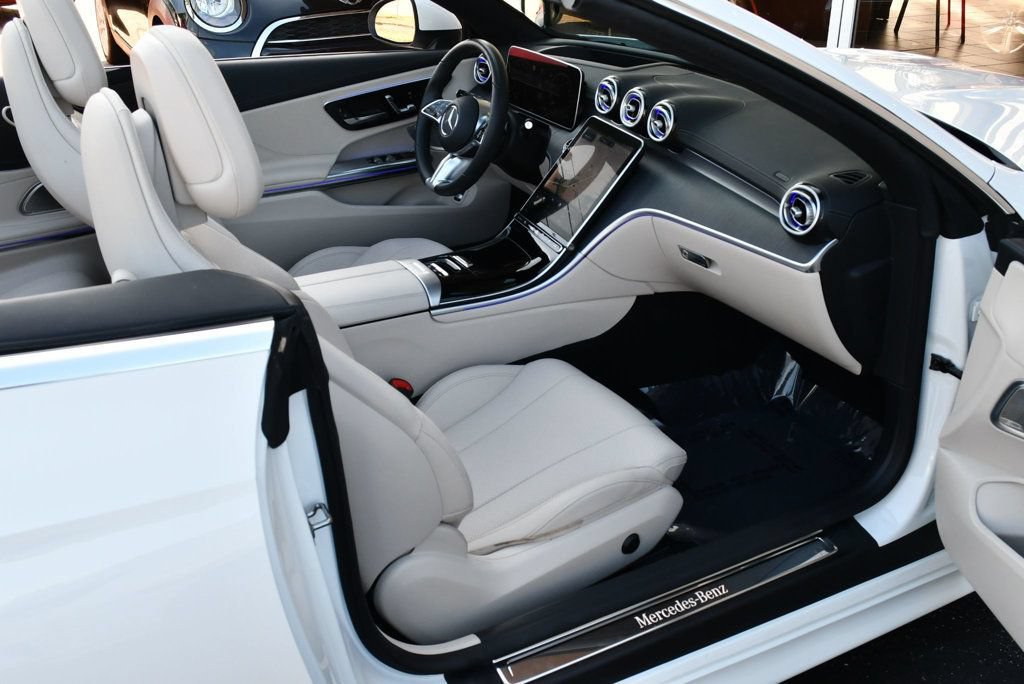 Used 2024 Mercedes-Benz CLE 300 4MATIC Cabriolet w/ Driver Assistance Package image 56