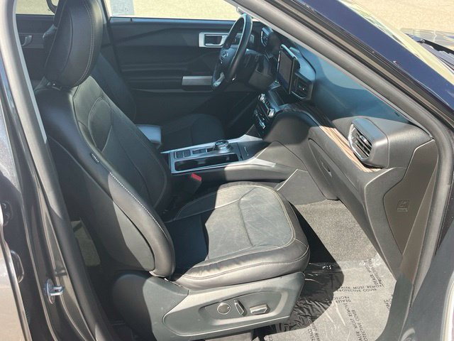 Used 2020 Ford Explorer Limited w/ Hybrid Equipment Group 310A RWD image 8