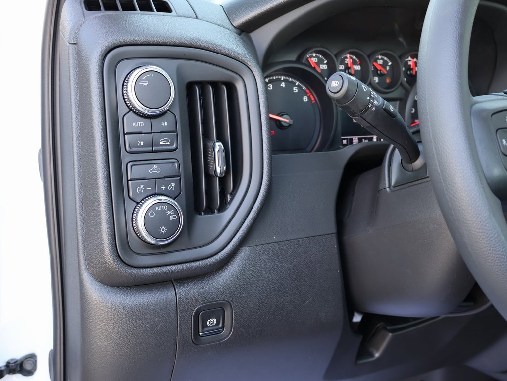 New 2025 GMC Sierra 1500 Pro w/ Trailering Package image 12