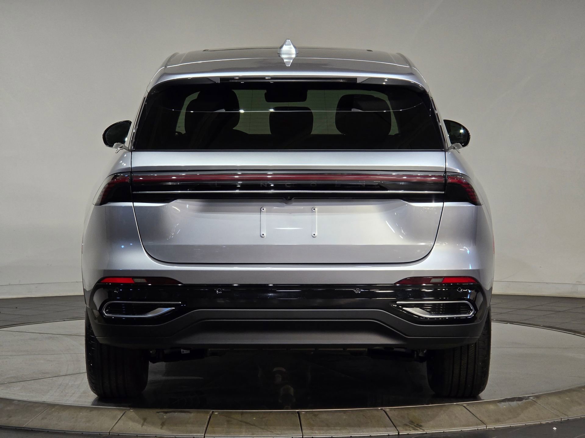 New 2025 Lincoln Nautilus Premier w/ Equipment Group 102A image 5