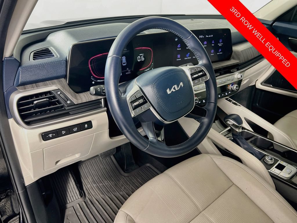 Certified 2023 Kia Telluride EX w/ EX Captain's Chair Package FWD image 10