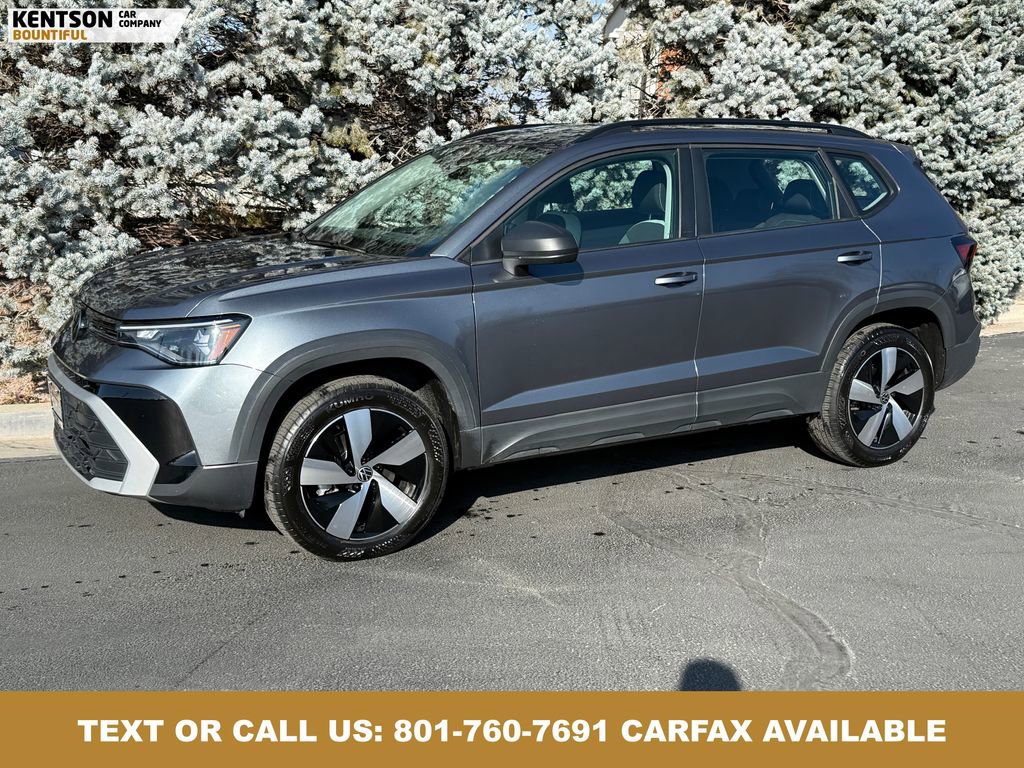 Used 2025 Volkswagen Taos S AWD/4WD image 1