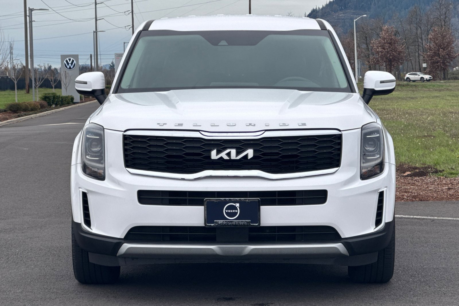 Used 2022 Kia Telluride LX image 8