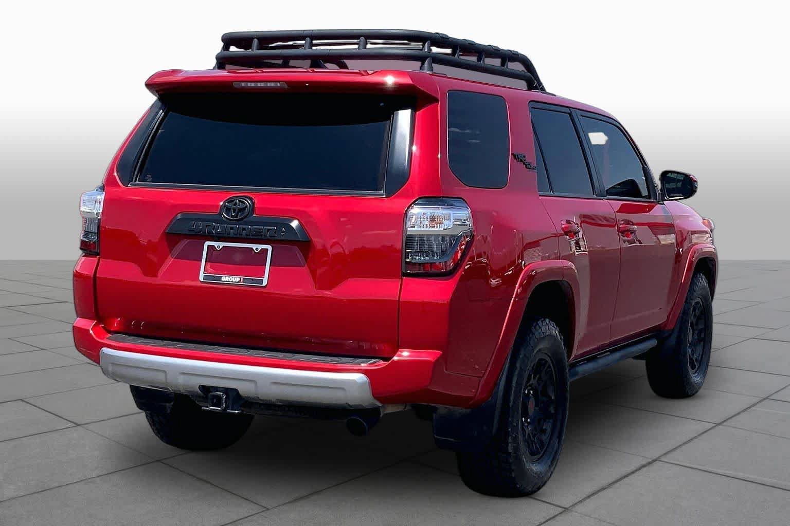 Used 2022 Toyota 4Runner TRD Off-Road Premium AWD/4WD image 13